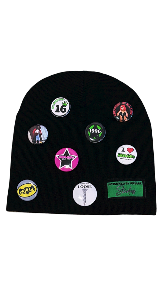 BLACK BUTTON BEANIE*