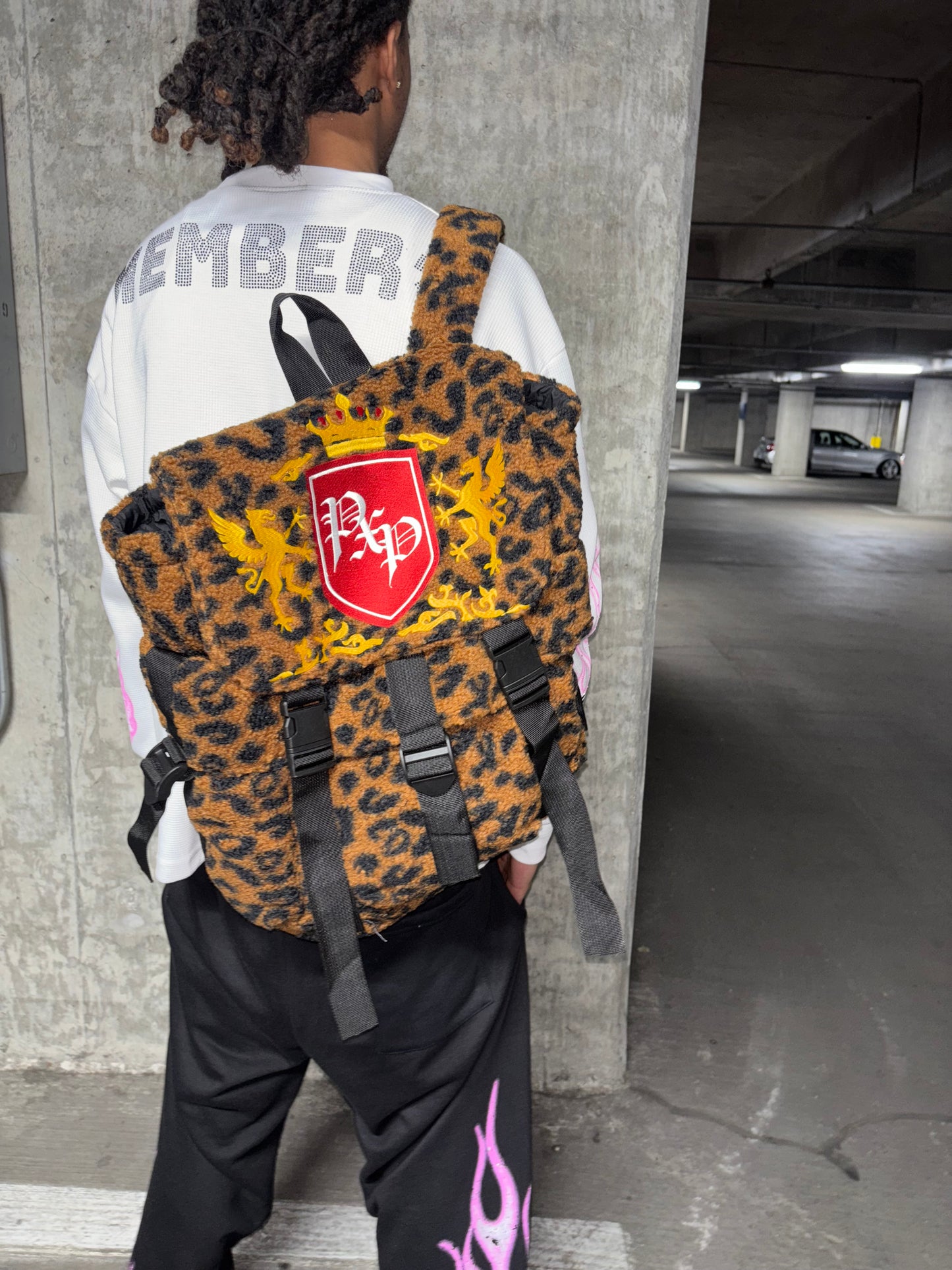 LEOPARD SHERPA BACKPACK*